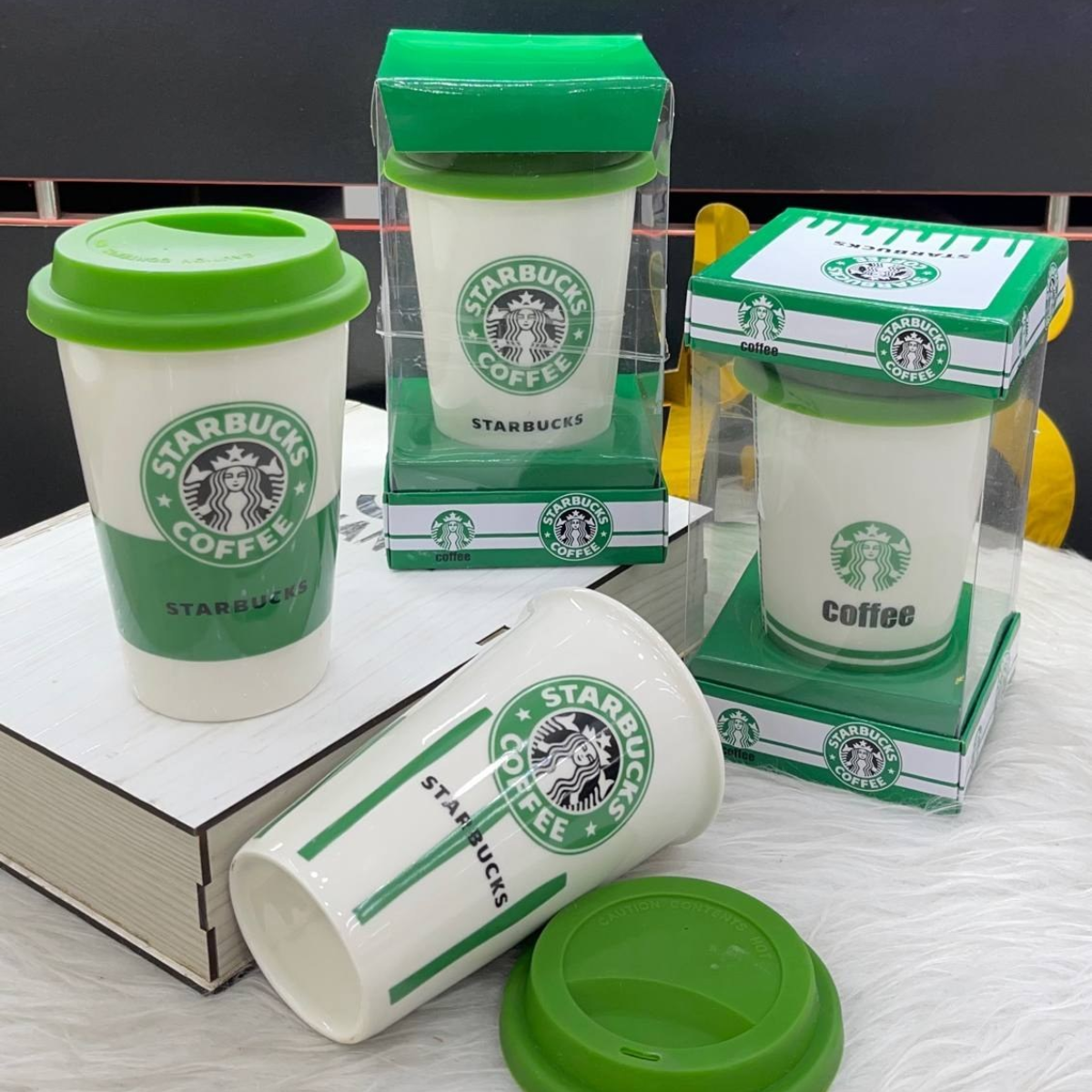 Vaso Starbucks con tapa